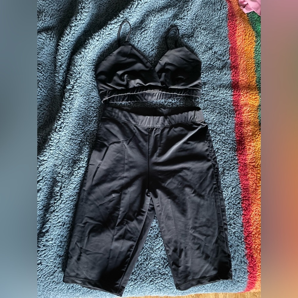 Fashion Nova 2 piece set